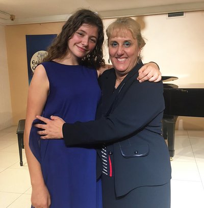 Gabriele and her professor Agathe Leimoni